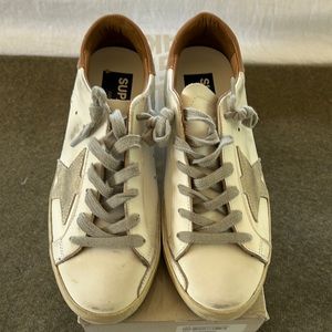 Golden Goose sz 36 white/light brown